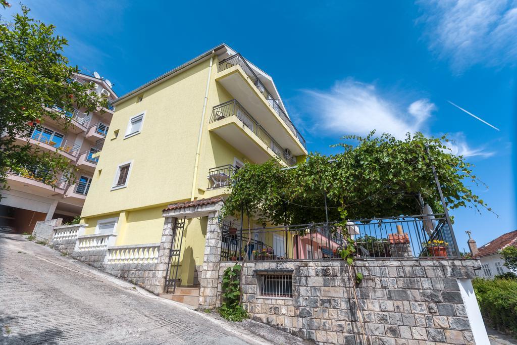 Adriana Apartments Herceg Novi Exterior foto